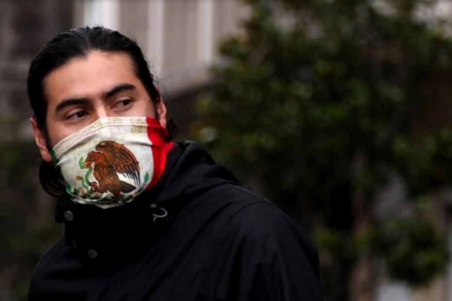 Fiestas patrias desoladas por Covid-19 y perros rescatistas con actitud de rockstars, entre las fotos de la semana