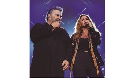 Lucero y Mijares, juntos como nunca