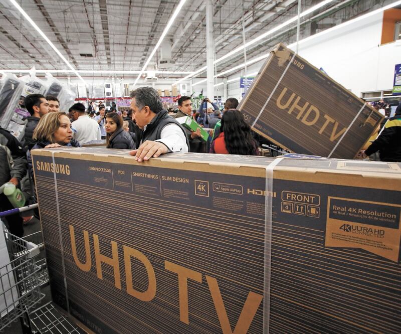 El bajo nivel salarial fue otro de los aspectos a considerarse por las bajas ventas de El Buen Fin, porque las nuevas contrataciones son con niveles salariales bajos, consideró el CEESP. Foto/ARCHIVO EL UNIVERSAL