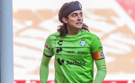 Chivas vs Santos se detuvo por el grito de "eh pu..."