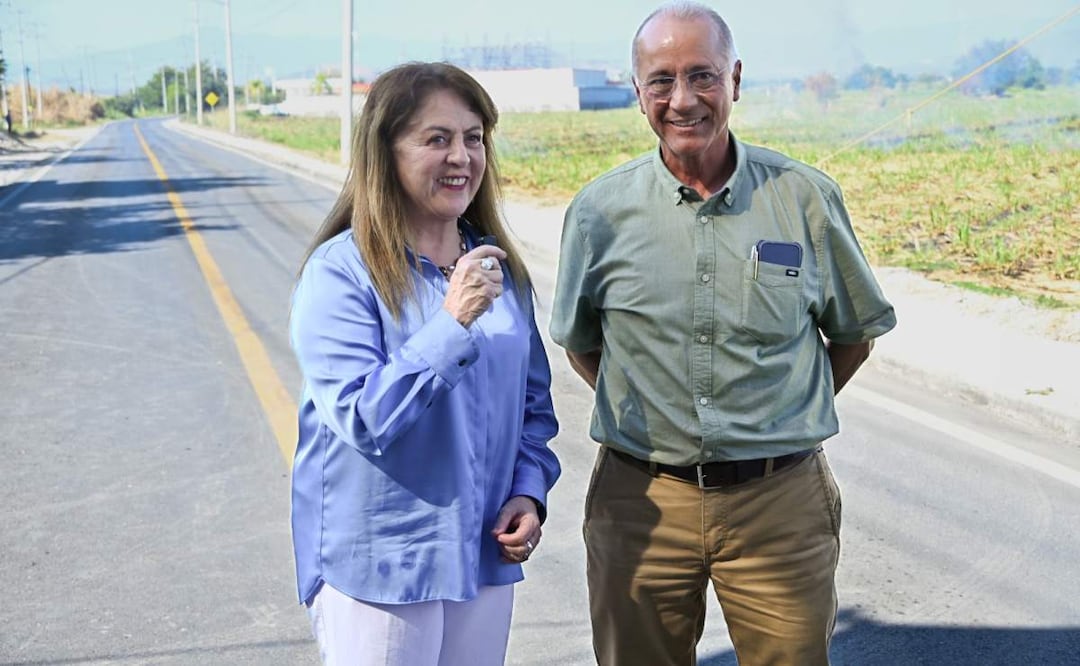 Gobernadora de Morelos, Margarita González Saravia y el secretario de Infraestructura estatal, Adolfo Barragán Cena (18/04/2025). Foto: Especial