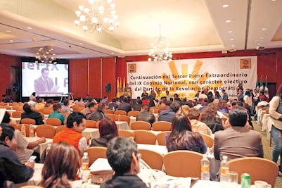 Corrientes del PRD mantienen cargos en el CEN