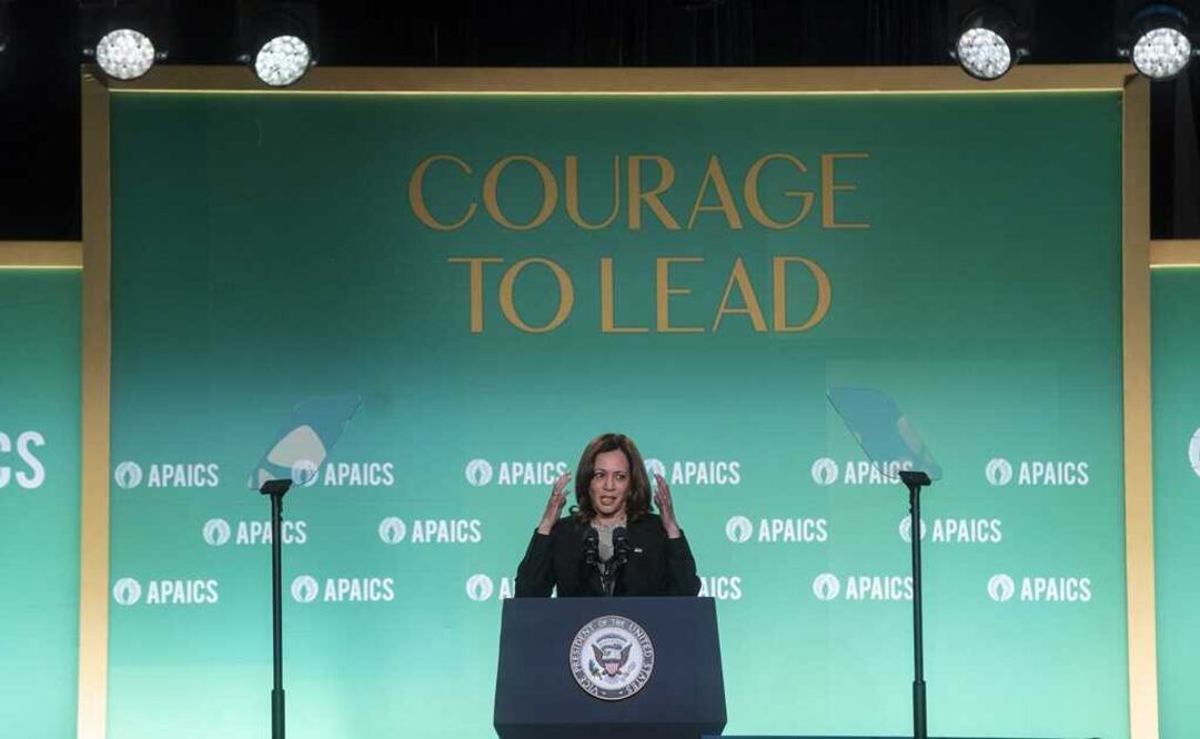 Kamala Harris, pronuncia comentarios sobre el tiroteo masivo en Texas en la 20ª Gala Anual de Premios del Instituto Americano del Pacífico Asiático para Estudios Congresionales. Foto: EFE