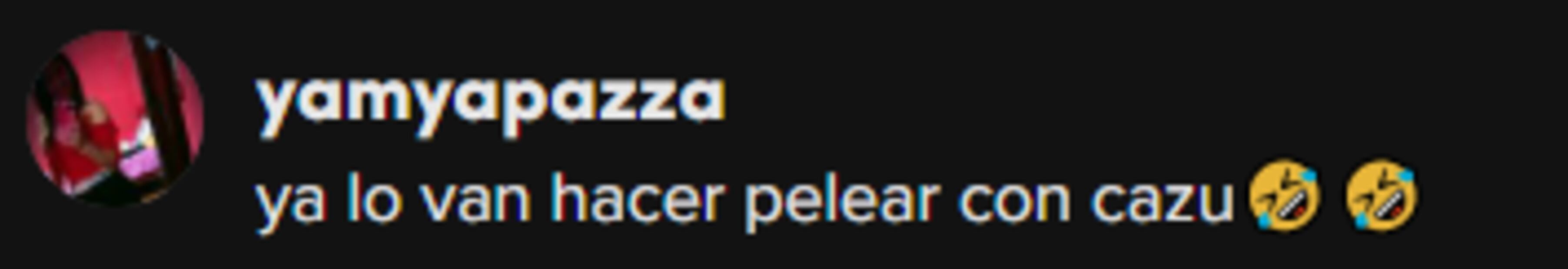 Captan de ojialegre a Christian Nodal con el escote de una fanática