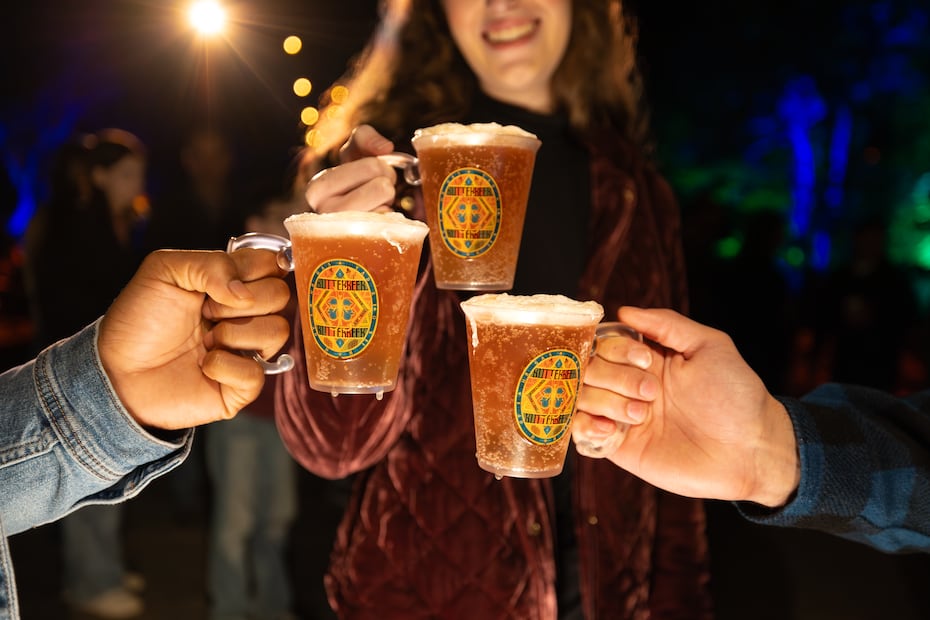 Además, en la zona de comida podrás gustar la icónica cerveza de mantequilla. Foto: Cortesía Fever