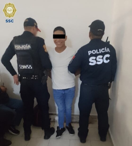 Detienen a 4 que asaltaron a clientes de taquería en Álvaro Obregón