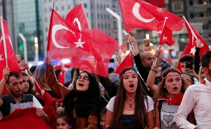 Gobierno turco promete transparencia en el proceso contra golpistas