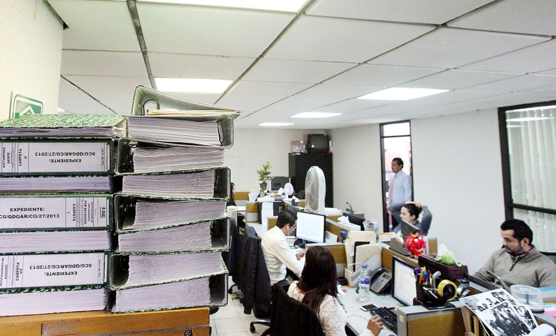 Las oficinas actuales del INE son incómodas para los trabajadores porque son pequeñas, no tienen ventilación natural y están llenas de cajas de cartón (ADRIÁN HERNÁNDEZ. EL UNIVERSAL)