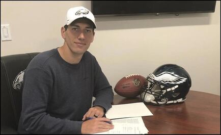 Firma mexicano con equipo de la NFL
