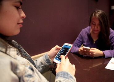 En México, sin acceso a celular, 1.6 millones de mujeres