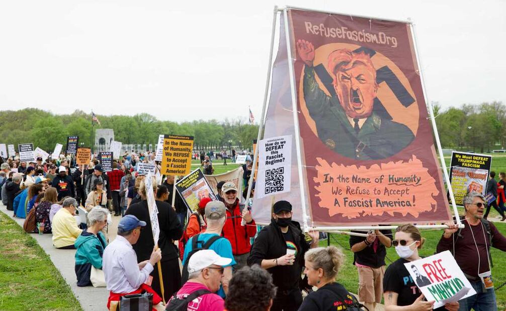 Los activistas han organizado manifestaciones a escala nacional contra Trump o Musk en múltiples ocasiones desde que el nuevo gobierno asumió el poder.. Foto: AFP