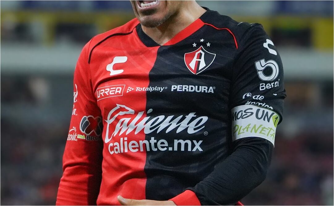 FOTO: IMAGO7 - Atlas pierde figura tras su eliminación del Clausura 2025; el jugador anunció la salida del equipo rojinegro