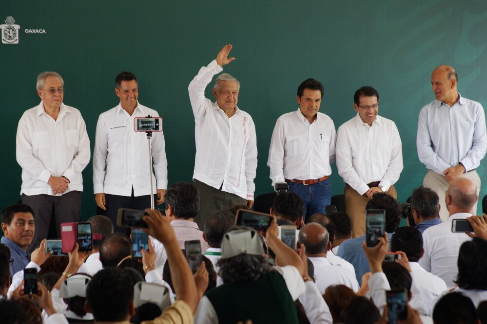 Evento de AMLO en el Hospital Rural de Tlacolula, Oaxaca / EDWIN HERNANDEZ. EL UNIVERSAL