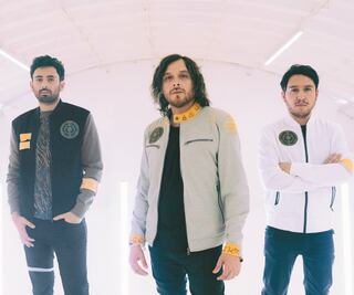 Camilo séptimo colorea de gris la vida