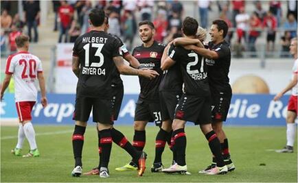 "Chicharito" anota en triunfo del Bayer en pretemporada