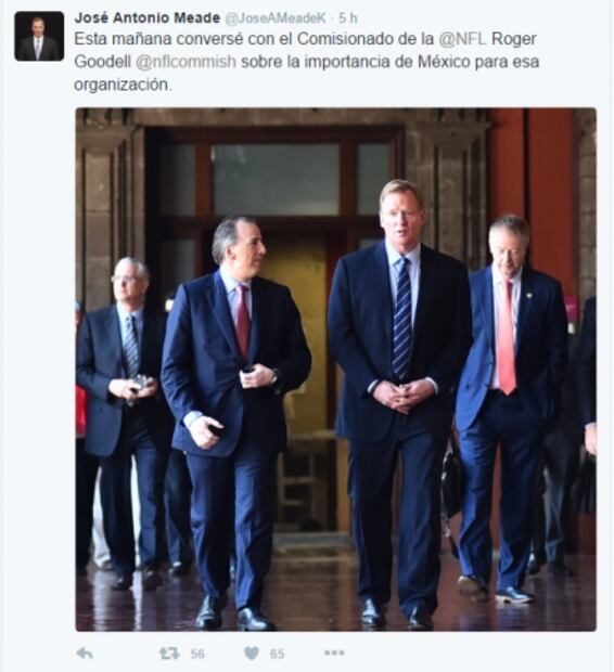 Peña Nieto recibe en Los Pinos a comisionado en jefe de la NFL