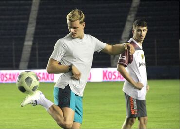 Mick Schumacher y Kevin Magnussen vivieron una cascarita junto al equipo de Haas