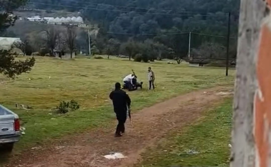 Se registró una confrontación con varios sujetos, quienes golpearon a uno de los policías municipales. Foto: Especial