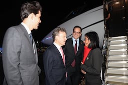 Delcy Rodríguez llega a EU para la Asamblea General de la ONU; sostendrá encuentro histórico con Trump