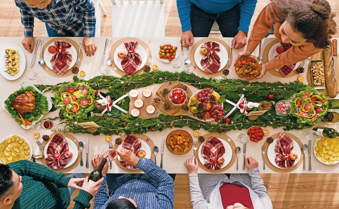 La OMS indica que lo mejor es evitar los espacios cerrados y congestionados - Foto: Dragon Images