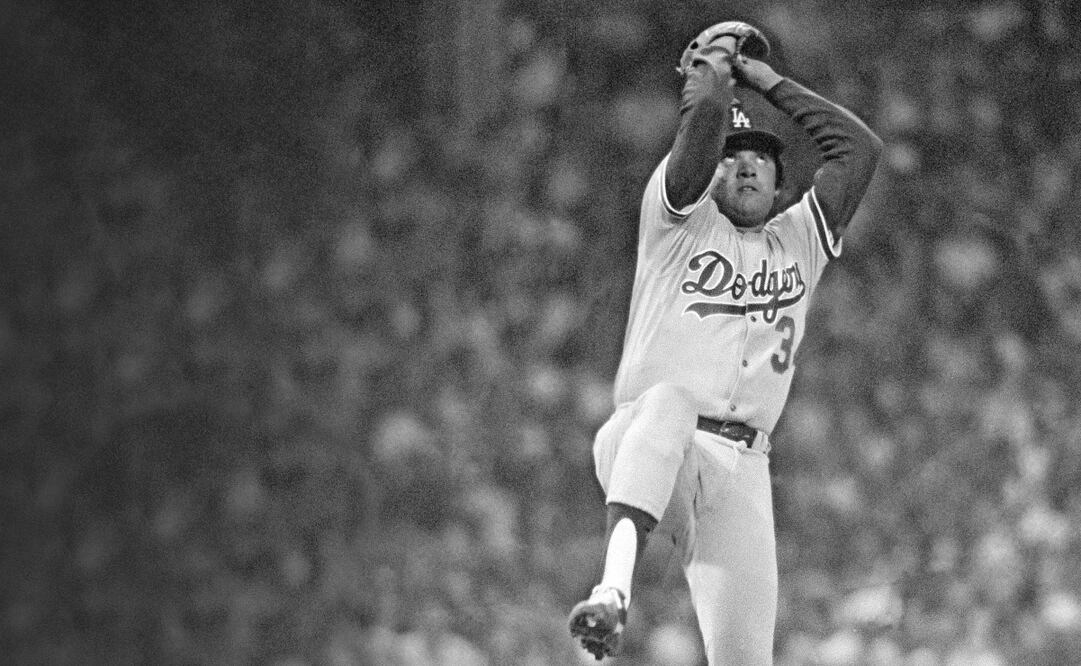 Fernando Valenzuela fue uno de los jugadores más dominantes de su época y una figura muy popular en la década de 1980. Foto: Archivo | AP