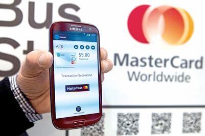 Bancos pierden en pagos móviles ante firmas tecnológicas