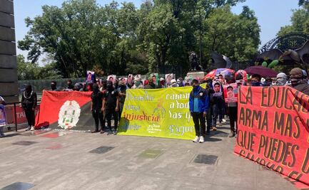 Caso Ayotzinapa: Padres exigen reunión con AMLO para realizar balance de las investigaciones