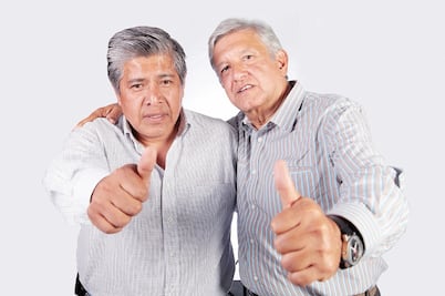 Analizan llevar a juicio político a Monreal