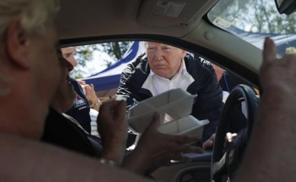 Trump visita Carolina del Norte tras el paso del huracán “Florence”