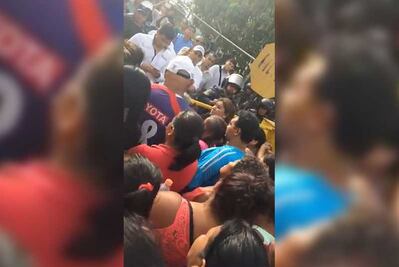 Drama en lectura de lista de muertos en penal de Acapulco