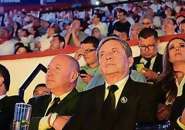 Señalan desempeño de secretario de Salud