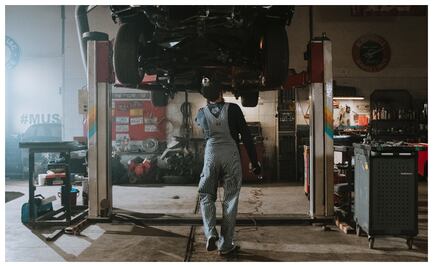 Cuándo y por qué se debe cambiar el líquido de transmisión de un auto