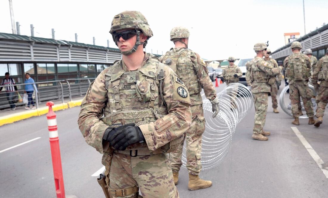 U.S. troops are assisting Border Patrol agents who have been overwhelmed trying to cope with a surge in migrants seeking asylum - Photo: John Moore/EL UNIVERSAL