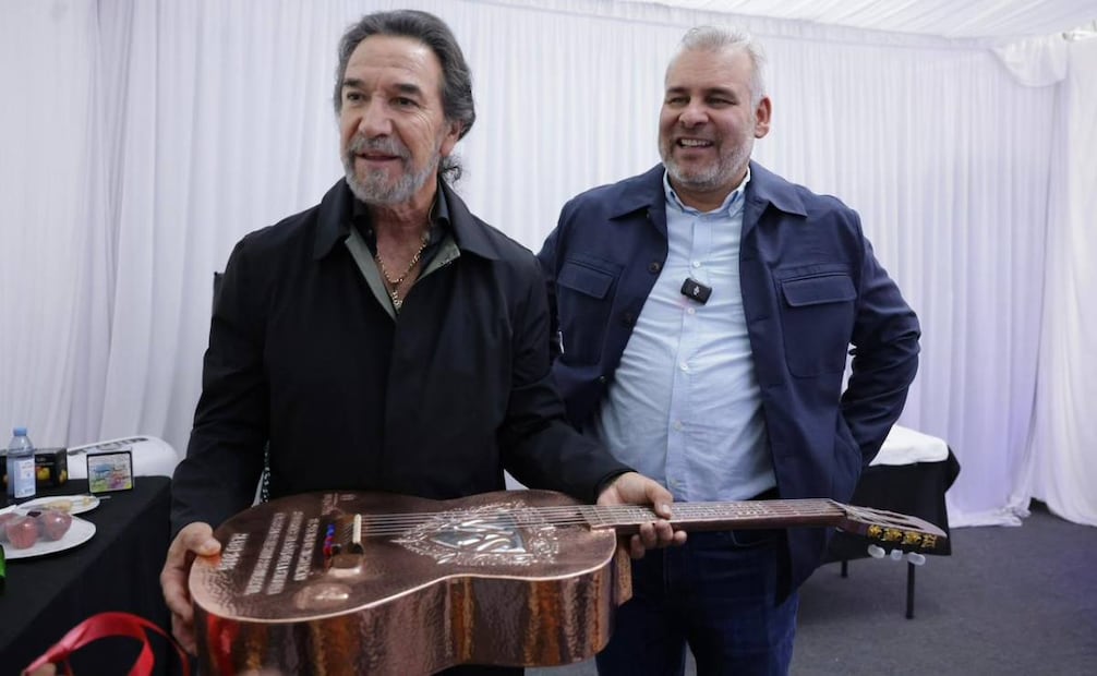 Marco Antonio Solis junto al gobernador de Michoacán, Alfredo Ramírez Bedolla / Foto: Especial