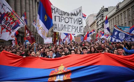 Salen 100 mil personas a protestar en Serbia contra la corrupción; “la corrupción mata”, acusan estudiantes