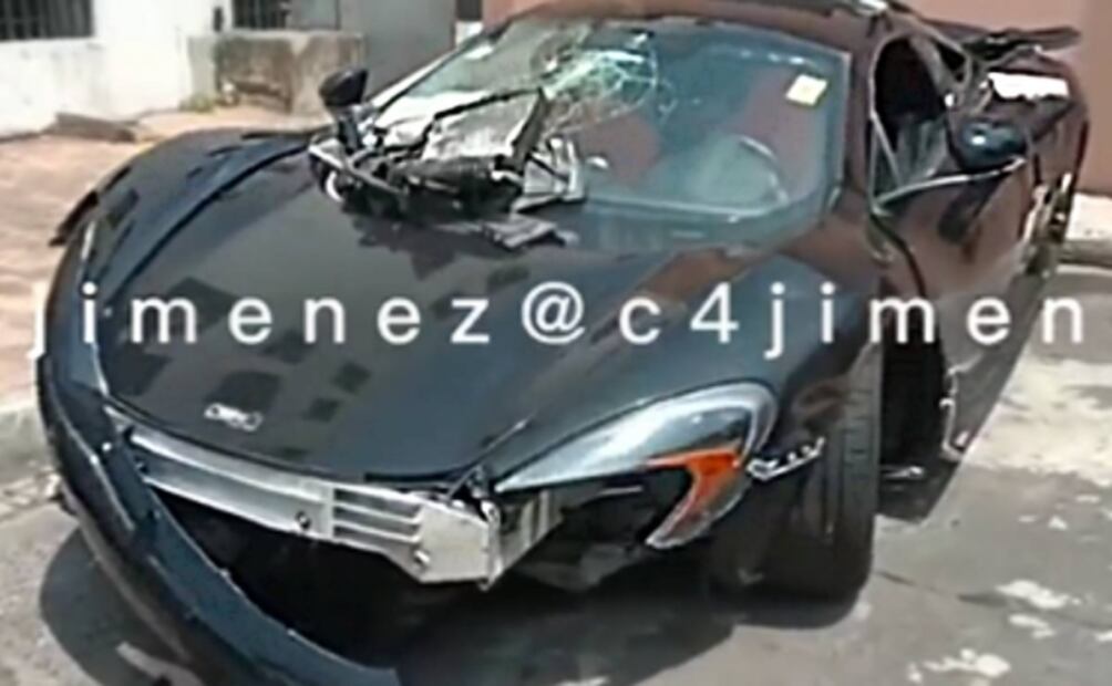 ¿Cuánto cuesta el McLaren que chocaron y abandonaron en Polanco?
