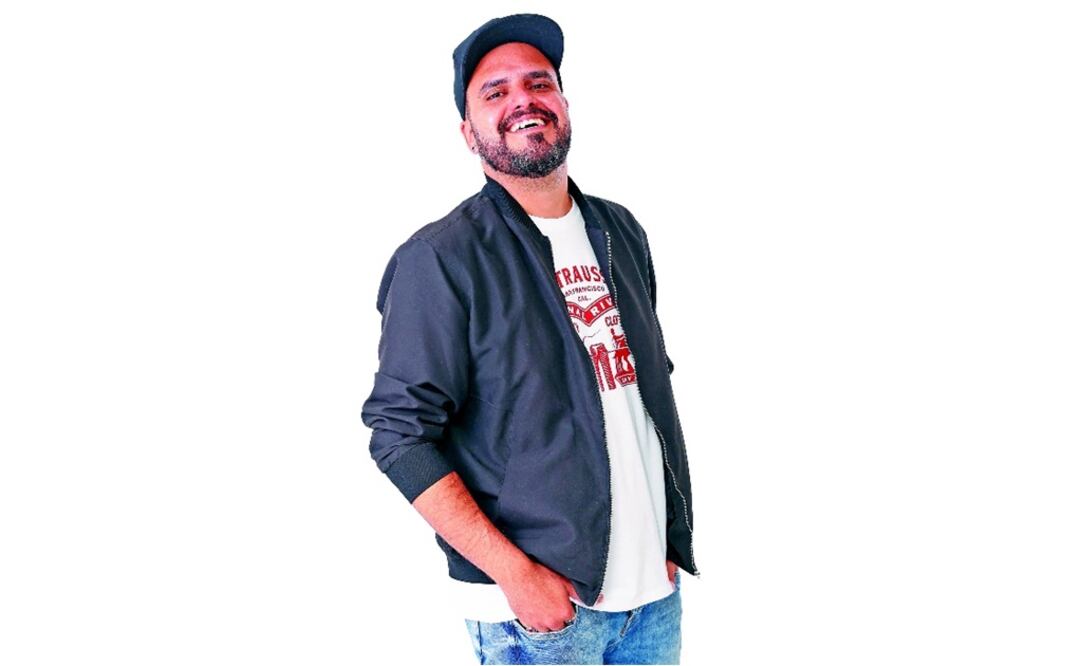 Presenta textos en prosa, autobiog ráficos y un disco. (BERENICE FREGOSO. EL UNIVERSAL)