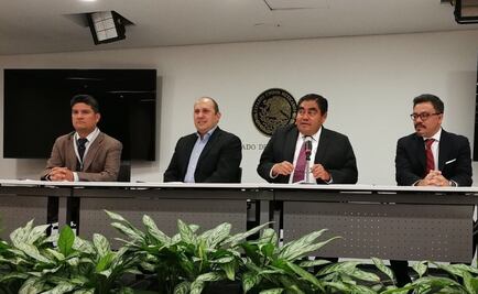 Miguel Barbosa denuncia red de espionaje operada por ex gobernador Moreno Valle