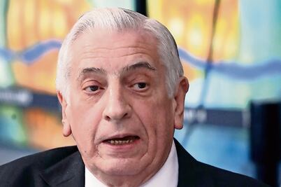 Góber de Tabasco se cuadra ante el Frente