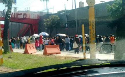 Reportan bloqueo en Vía Morelos