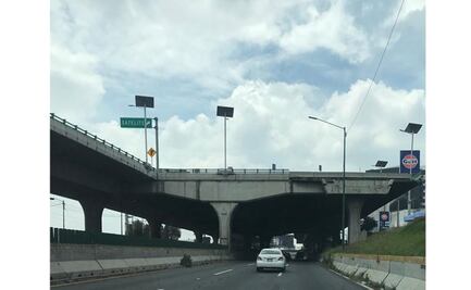 Preocupa a vecinos estabilidad de puente vehicular en Tlalnepantla