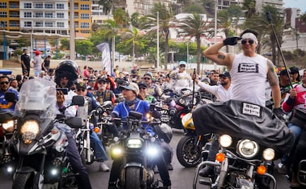 Mazatlán vibra con desfile biker; miles disfrutan acrobacias en la Semana Internacional de la Moto 2026