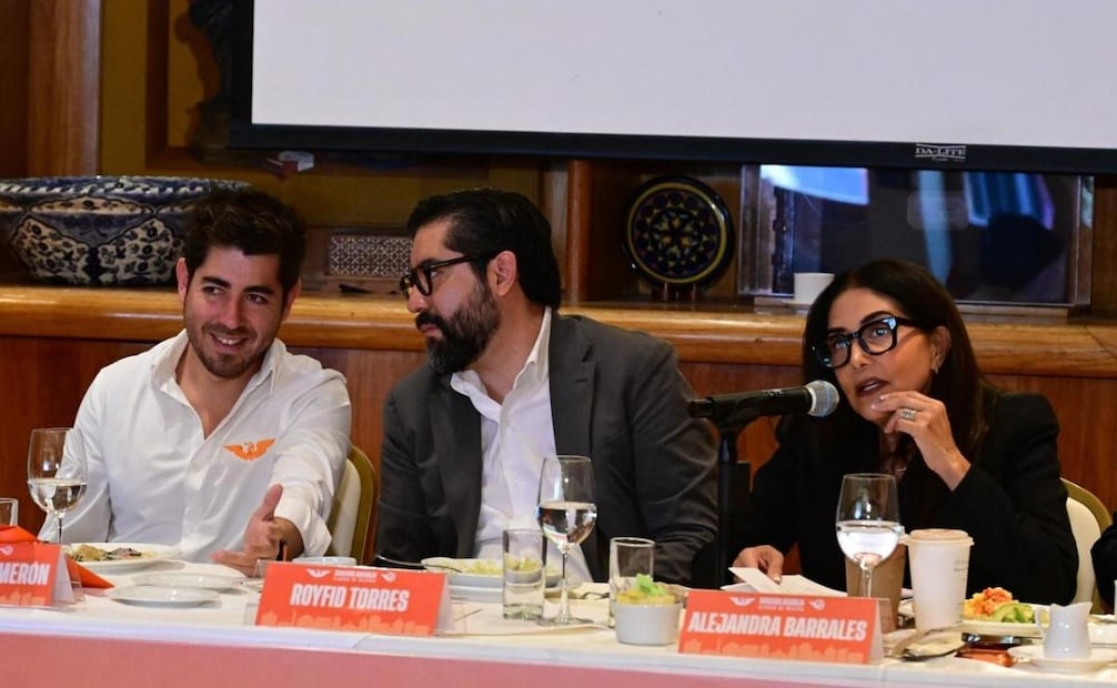 Fernando Salmerón, el nuevo dirigente de MC en la CDMX, explicó que el PRI y el PAN los necesitan más a ellos. 09/09/2026. | Foto: Especial.