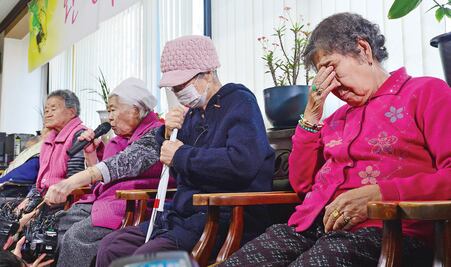 Seúl y Tokio sellan pacto histórico por esclavas sexuales