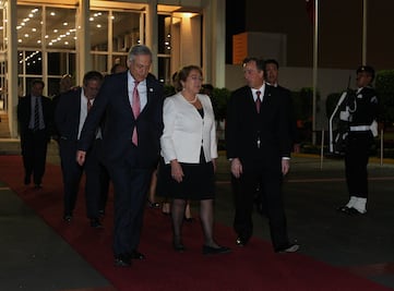 Concluye Bachelet visita de Estado a México