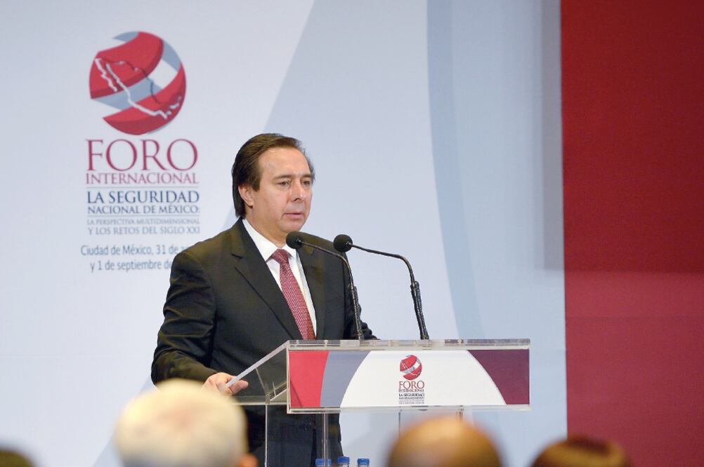 Tomás Zerón de Lucio dijo que el gobierno federal hizo lo que tenía que hacer en un tema de índole estatal como lo era el caso Iguala (PRESIDENCIA)