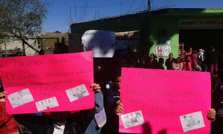 Pobladores cierran centro de salud en Edomex por supuesta negligencia