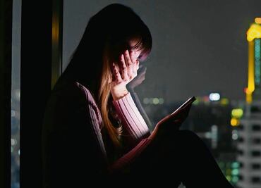 Ni Ghosting ni Gaslighting: ¿Qué es el Orbiting y por qué afecta cada vez a más personas?