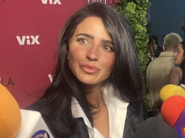 Bárbara de Regil tuvo escenas candentes con mujeres en "Lalola": "Me quité la vergüenza absolutamente"