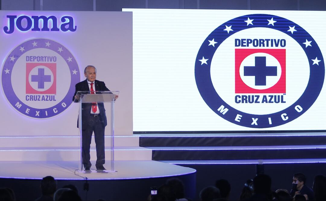 "Billy" Álvarez, presidente de Cruz Azul. Foto: Imago 7